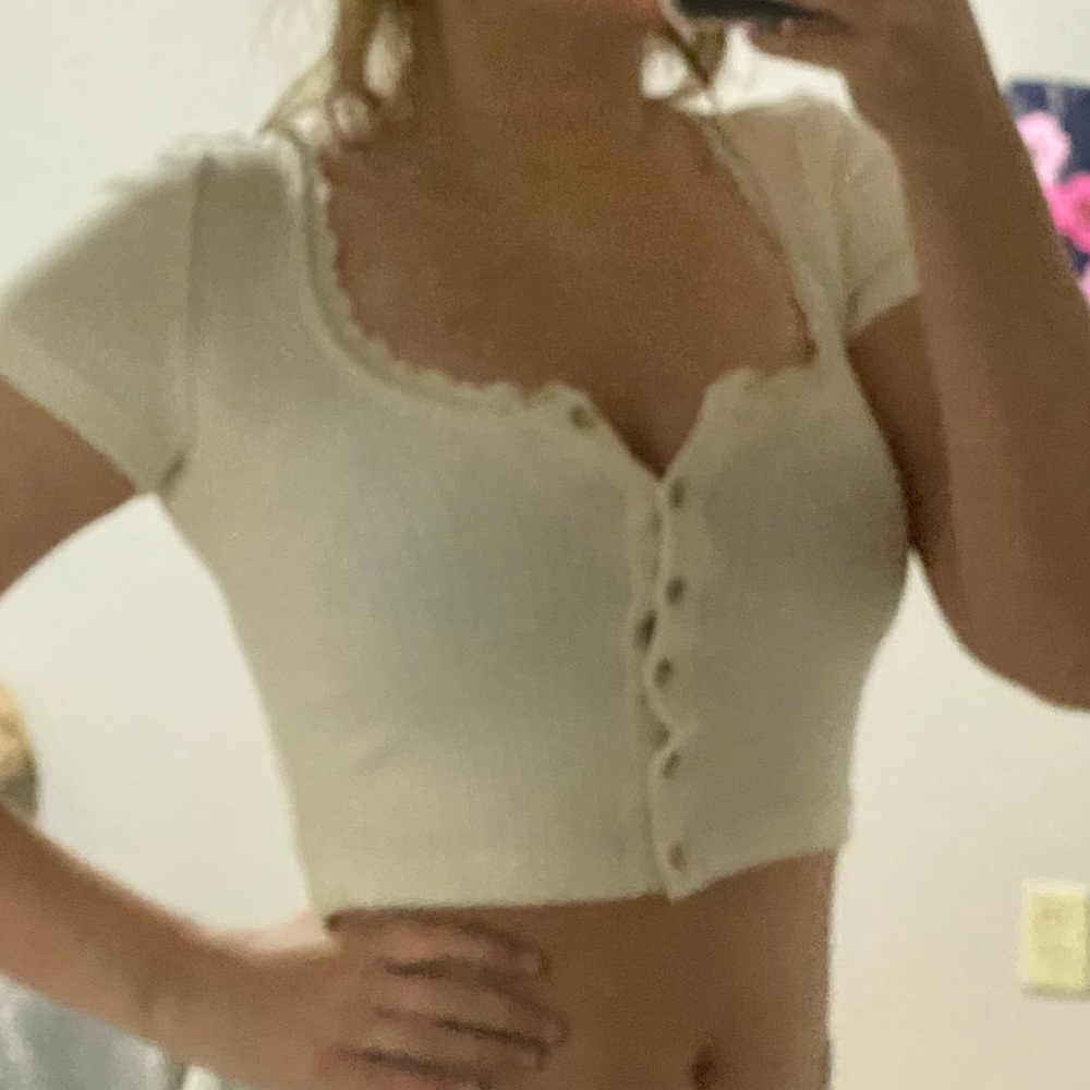 Crop top
